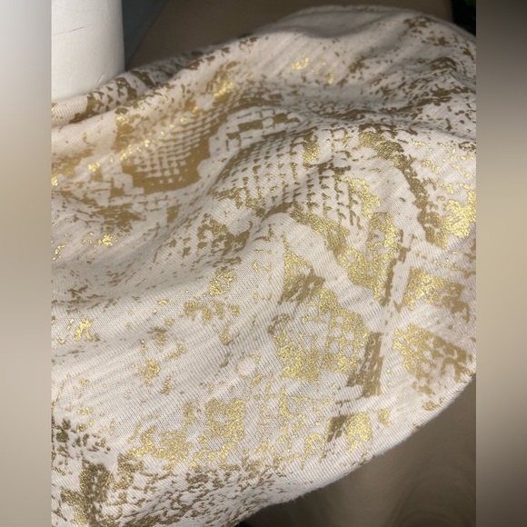 Belle du Jour Metallic front crocheted back - Picture 5 of 5